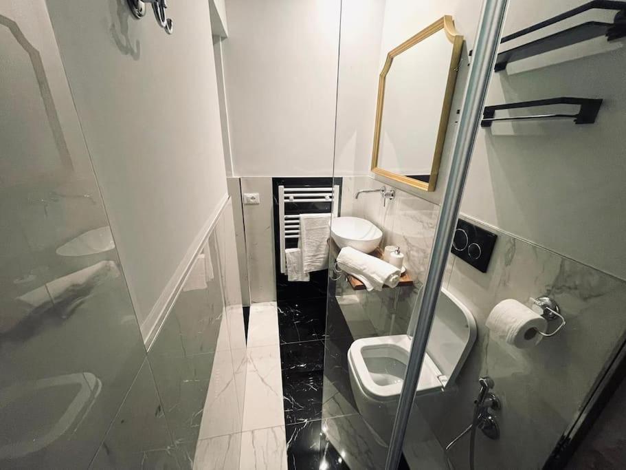 Vatican Tiny House Rom